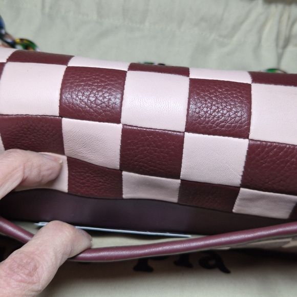 Coach 💥😱NWT Coachtopia Wavy Dinky Bag in Wine/Pink Checkerboard - Picture 7 of 12
